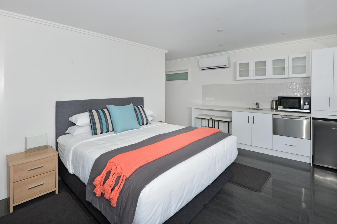 Russell Seaview Studios Екстер'єр фото